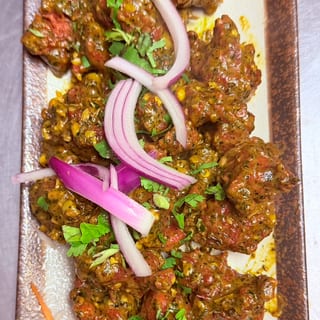 Karvepaku Chicken